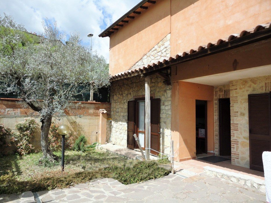 Villa à rang en vente à Monte castello di vibio