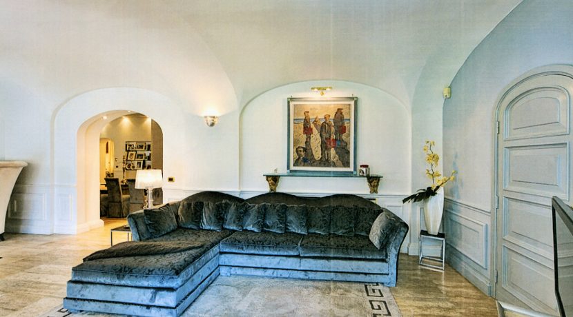 In vendita villa di lusso a Roma