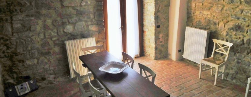 Casale in pietra in vendita a Todi