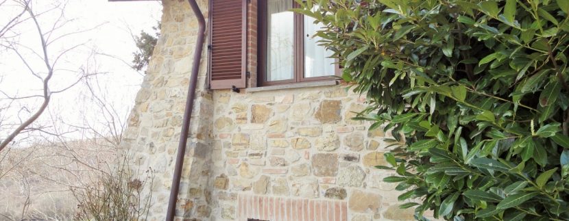 Casa in pietra in vendita a Todi