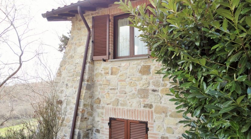 Casa in pietra in vendita a Todi