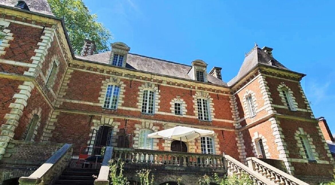 Castello in vendita in francia