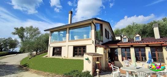 villa in vendita a Ponte Felcino
